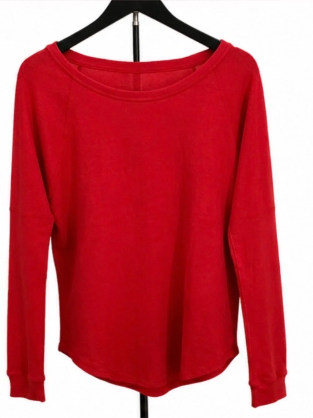 Under Armour Women's Long Sleeve Performance Top – Red – Size Large (Loose Fit)
